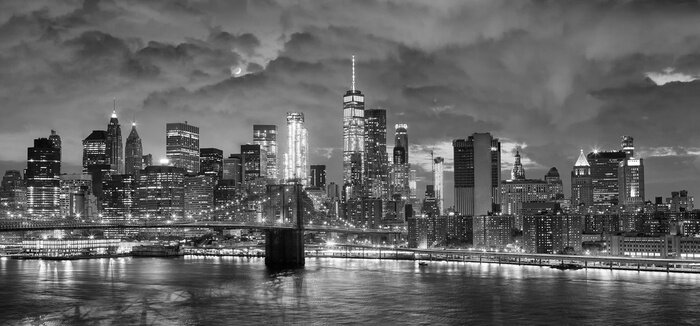Poster Schwarz-Weiß-Panorama-Bild von New York City in der Nacht.