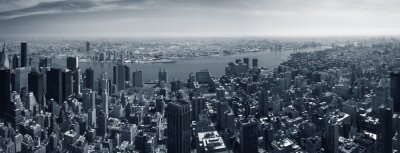 Schwarz-weißes Panorama mit New York City