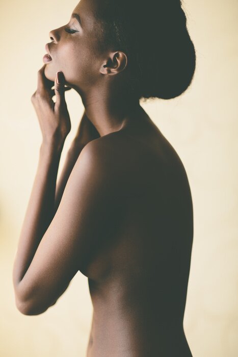 Poster Sinnlicher Akt einer schwarzen Frau