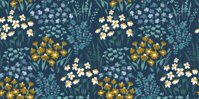 Tapete Sommerwiese auf dunkelblauem Hintergrund