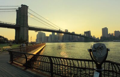 Poster Spaziergang auf Brooklyn Bridge