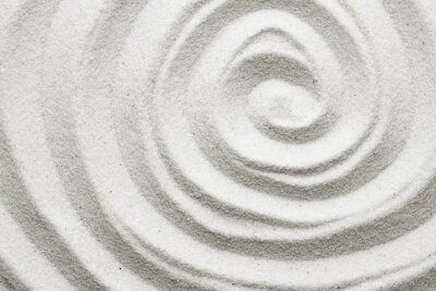 Spirale auf weißem Sand