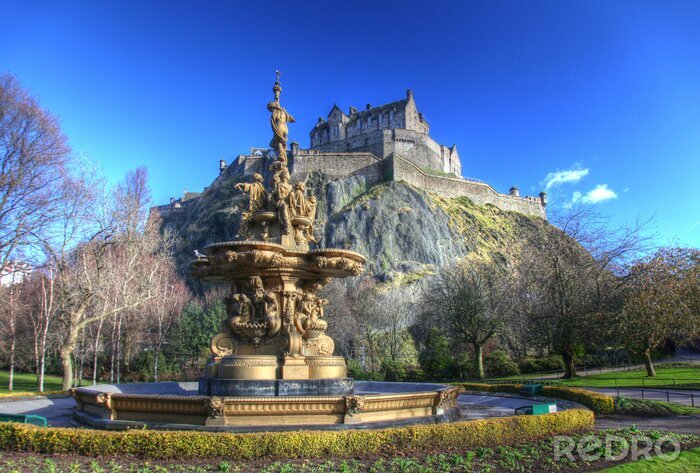 Poster Springbrunnen vor dem Edinburgh Castle