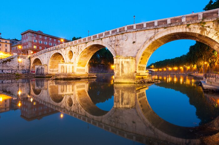 Poster Stadt Rom und Brücke am Abend
