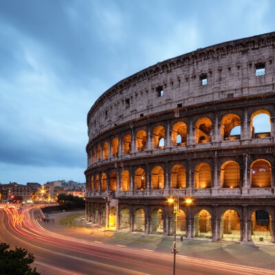 Straßen und das Kolosseum in Rom