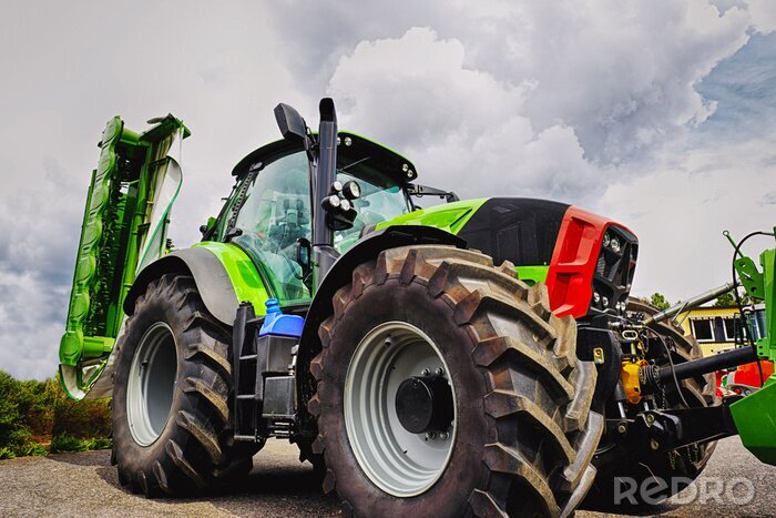 Poster Traktor und Maschinen auf dem Feld