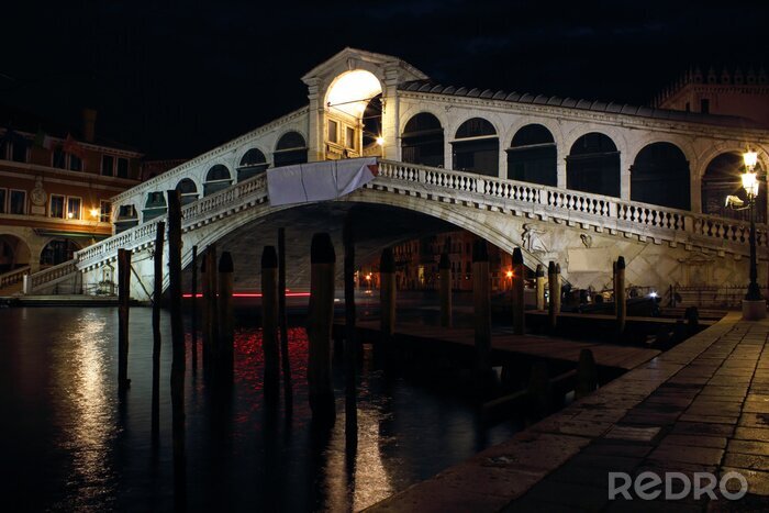 Poster Venezianische Brücke bei Nacht