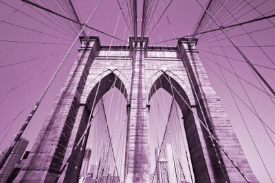 Violette Fotografie der Brooklyn Bridge