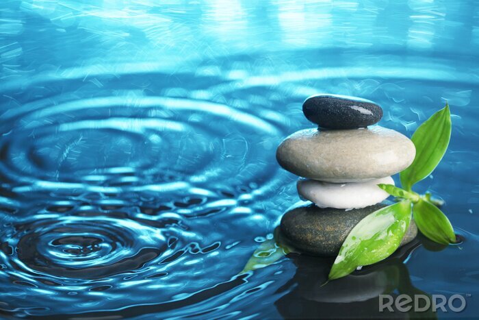 Poster Ausgewogene Steine ​​im Wasser
