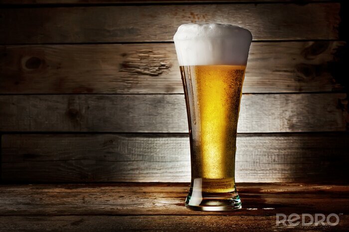 Sticker Alkoholische Getränke Bier in einem hohen Glas