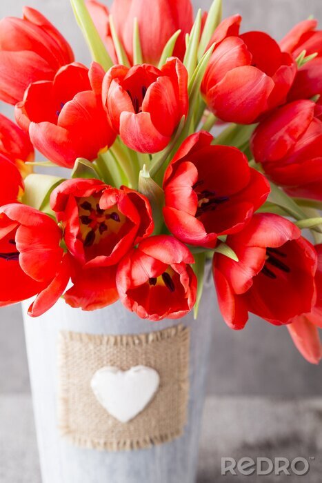 Sticker Blühende rote Tulpen