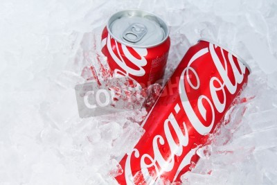 Sticker Dose Coca Cola in einem Eis, Beleuchtung von hinten und vorne mit einem Licht