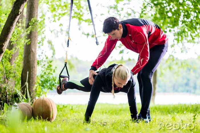 Sticker Fitness und sport - Paar beim Sling Training
