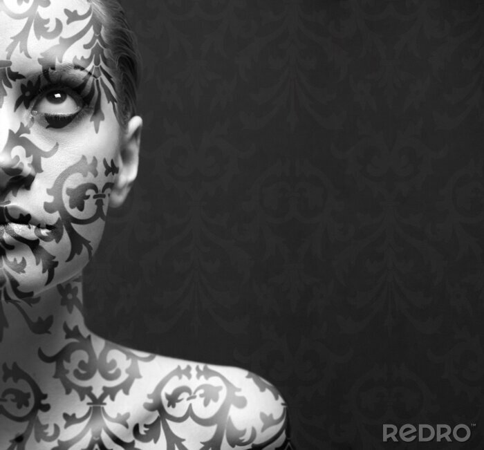 Sticker Frau mit Muster auf dem Körper