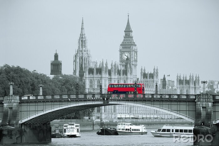 Sticker London roter Bus auf der Brücke