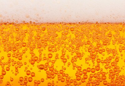 Luftblasen in Bier