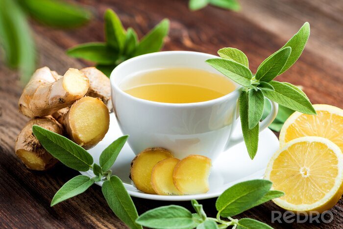Sticker Tee mit Zitrone Ingwer und Kräutern