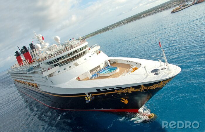 Sticker Weißes Luxus-Kreuzfahrtschiff