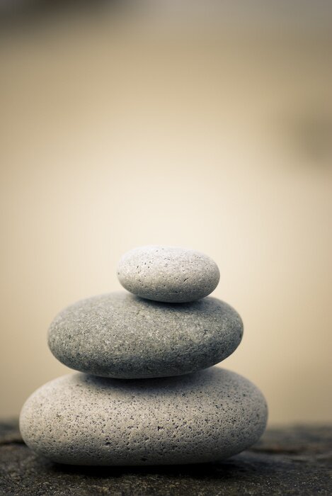 Sticker Kieselsteine ​​auf einem Felsen Hintergrund gestapelt