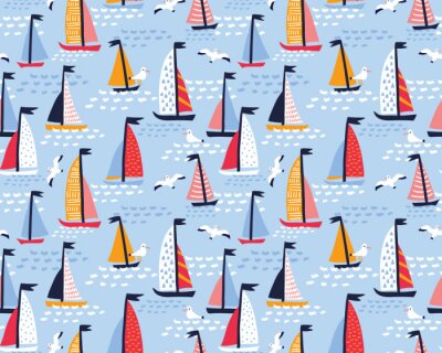 Tapete Nahtloses Vektormuster mit Hand gezeichneten Segelyachten und Seemöwen. Heller Hintergrund des Sommers für Gewebedesign.